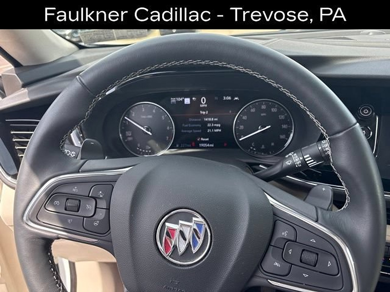 Used 2021 Buick Envision Avenir w/ Technology Package II AWD/4WD image 11
