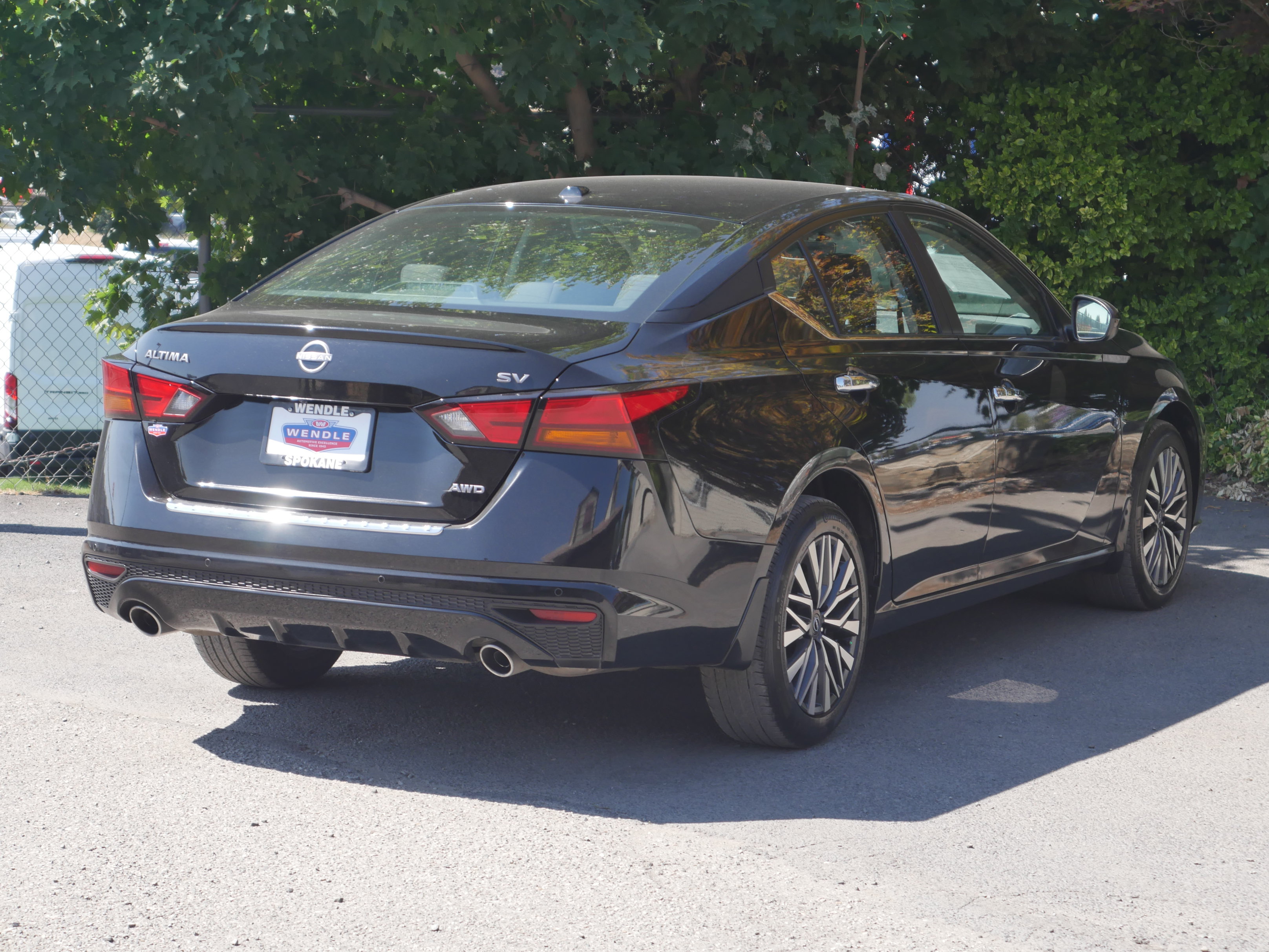 Certified 2023 Nissan Altima 2.5 SV w/ SV Premium Package AWD/4WD image 23