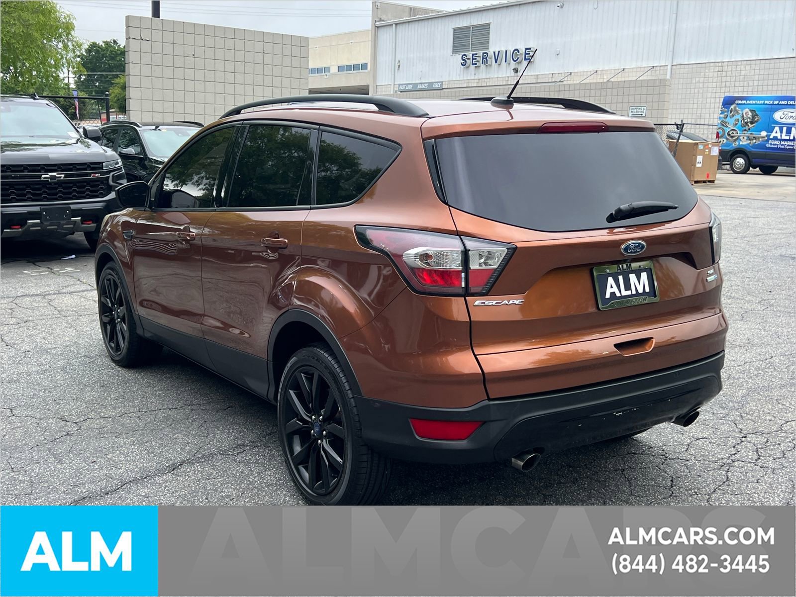 Used 2017 Ford Escape SE w/ Equipment Group 201A AWD/4WD image 8