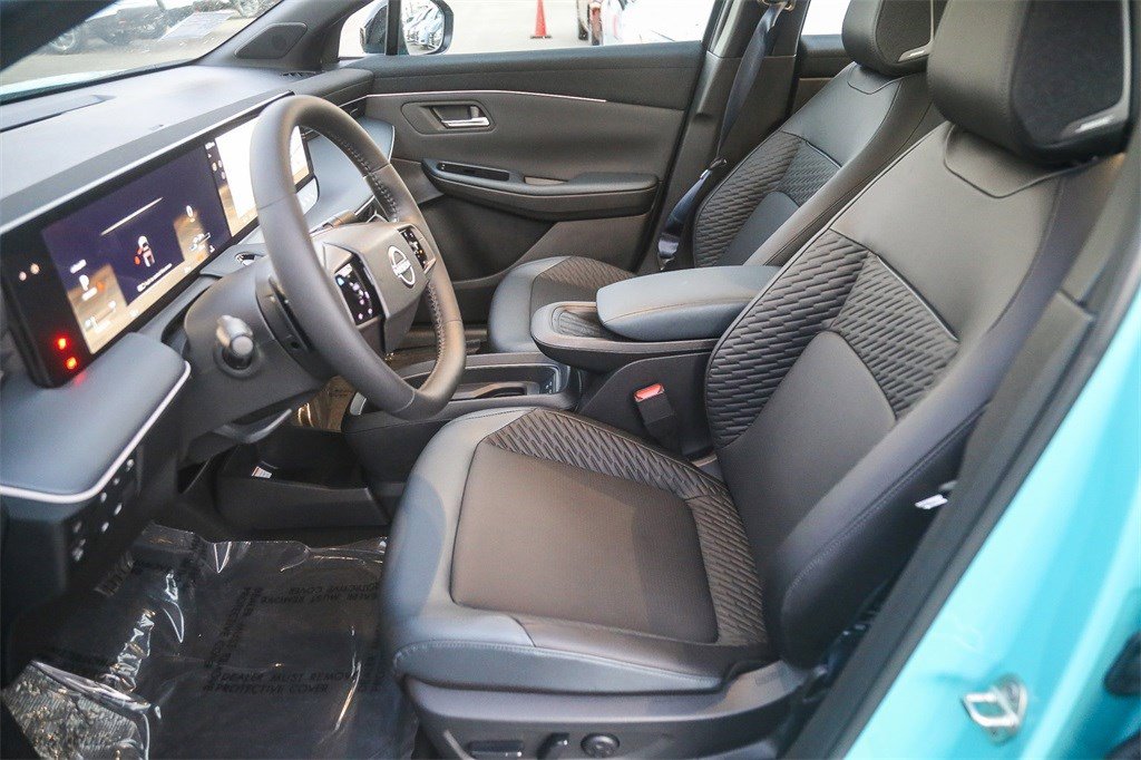 New 2026 Nissan Leaf Platinum+ image 17