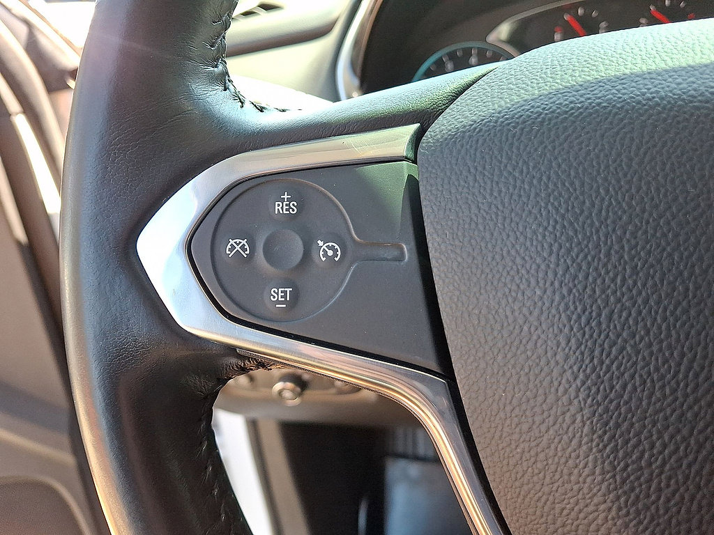 Certified 2021 Chevrolet Traverse LT AWD/4WD image 17