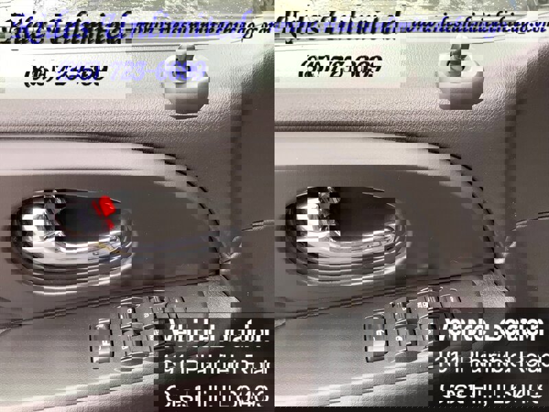 Used 2007 GMC Envoy SLE image 11