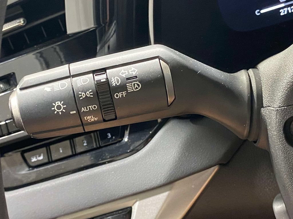 Used 2025 Lexus RX 350 Premium w/ Accessory Package AWD/4WD image 25