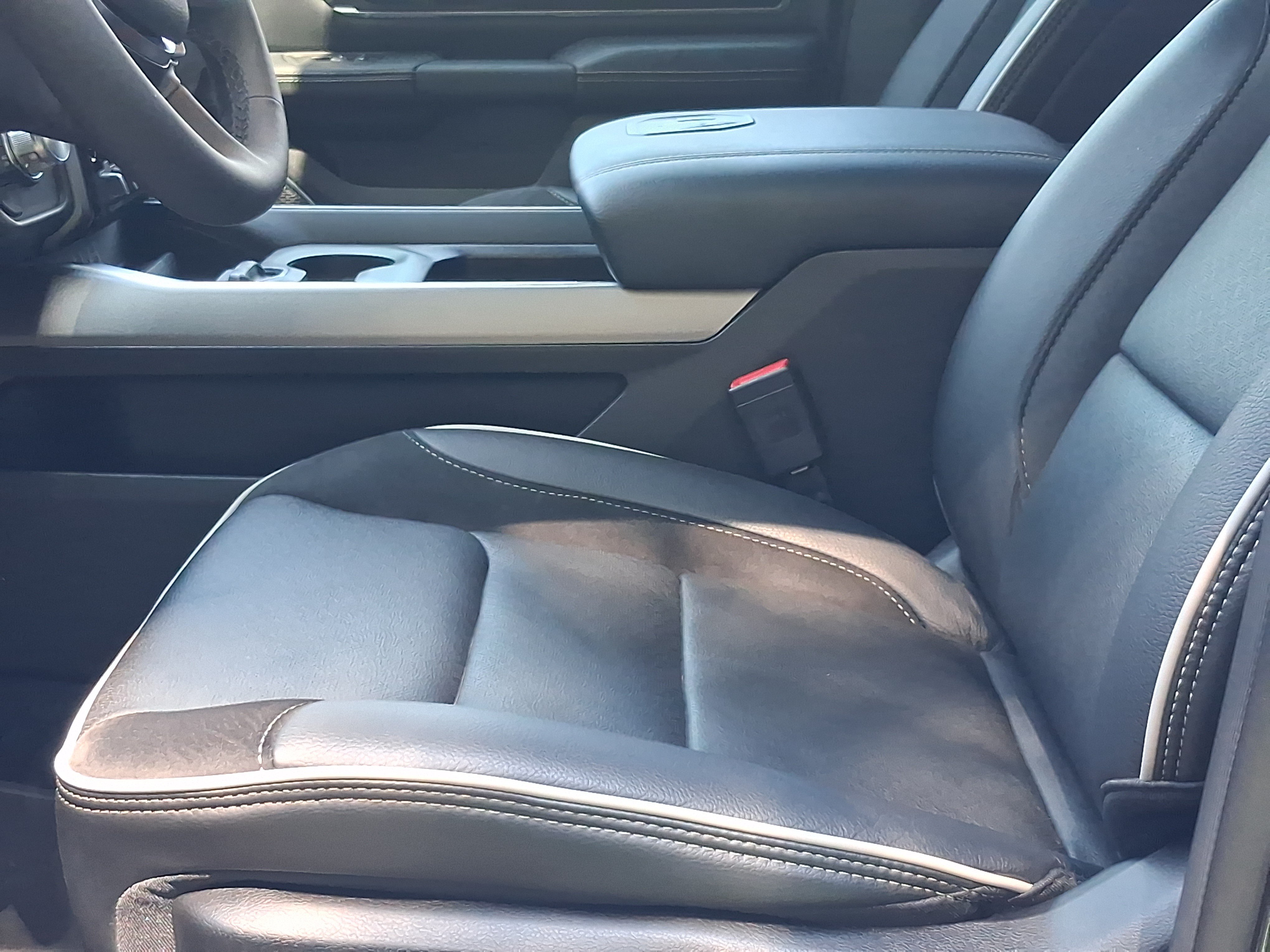 Used 2026 RAM 1500 Laramie w/ Laramie Preferred Package AWD/4WD image 11