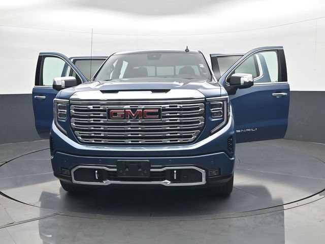 Certified 2025 GMC Sierra 1500 Denali w/ Denali Reserve Package AWD/4WD image 31