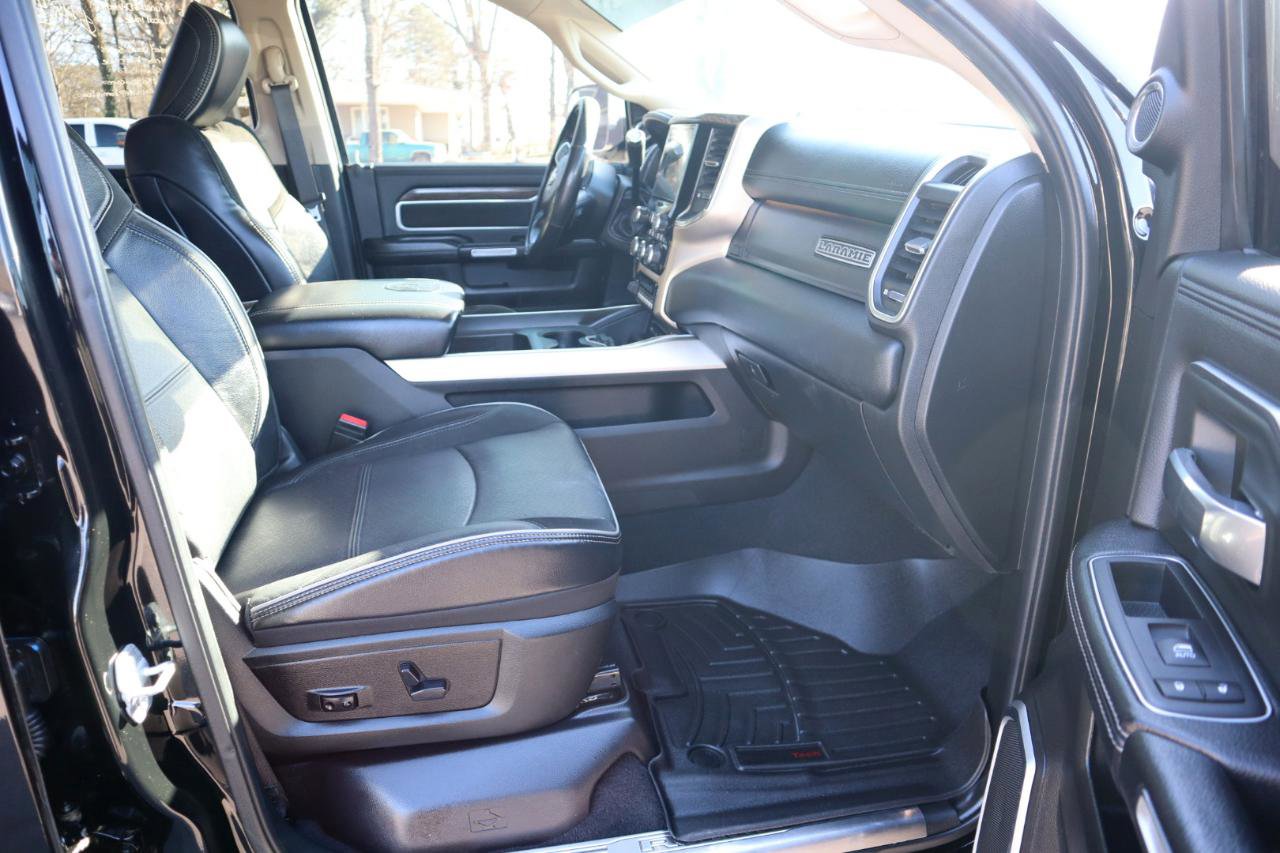 Used 2019 RAM 3500 Laramie image 16