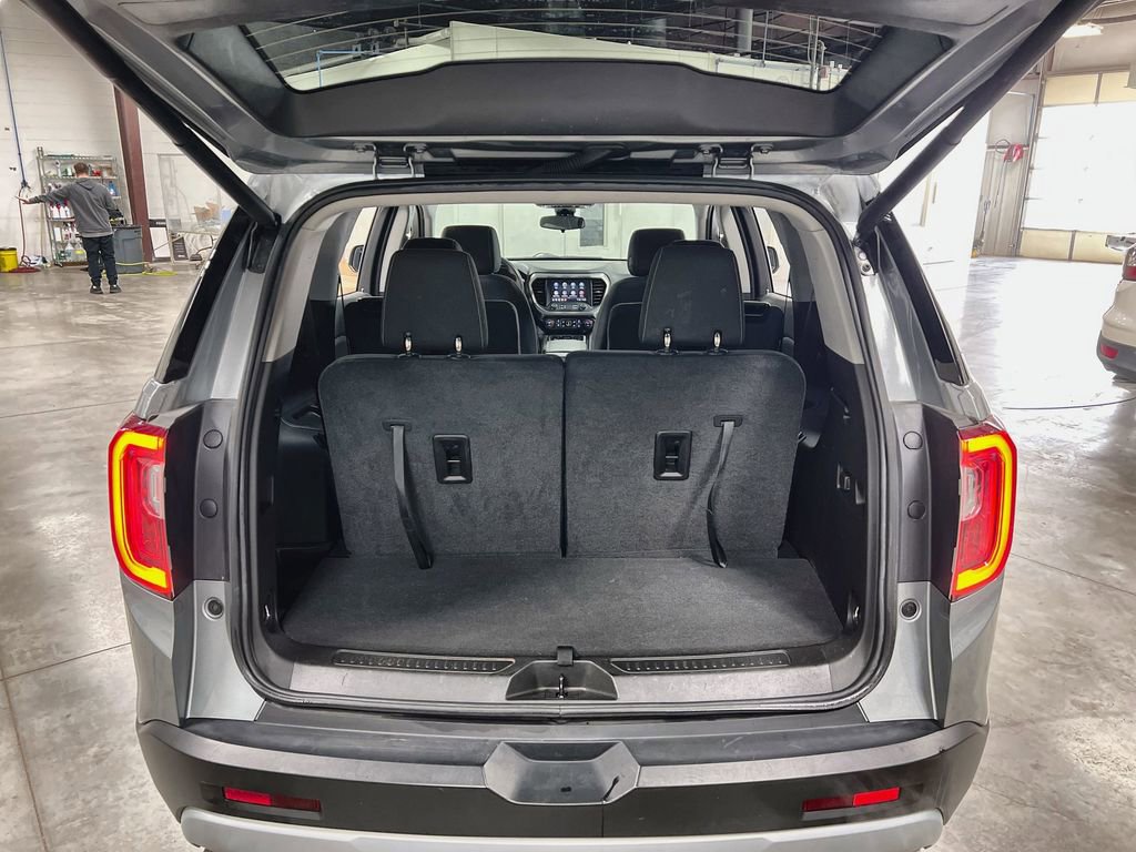 Used 2023 GMC Acadia SLE w/ Driver Convenience Package image 25