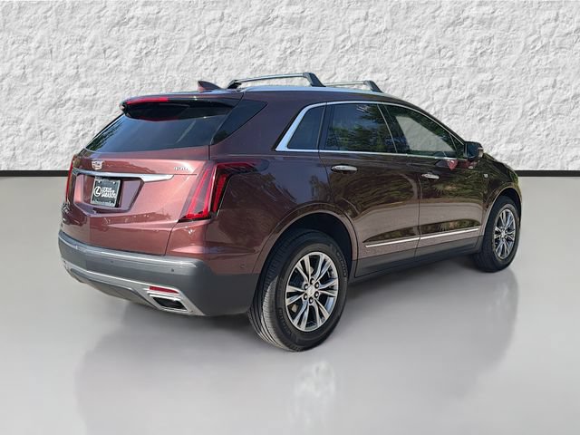 Used 2022 Cadillac XT5 Premium Luxury w/ Technology Package AWD/4WD image 3