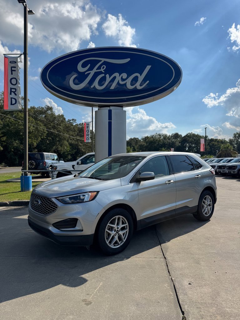 Used 2023 Ford Edge SEL image 1