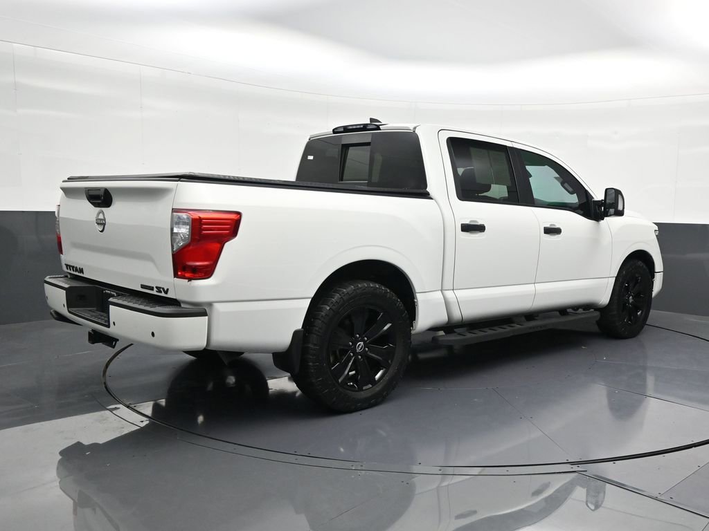 Used 2023 Nissan Titan SV w/ SV Convenience Package image 5