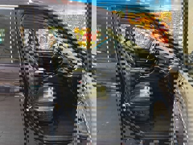 Used 2022 Jeep Grand Cherokee L Limited w/ Luxury Tech Group II image 58