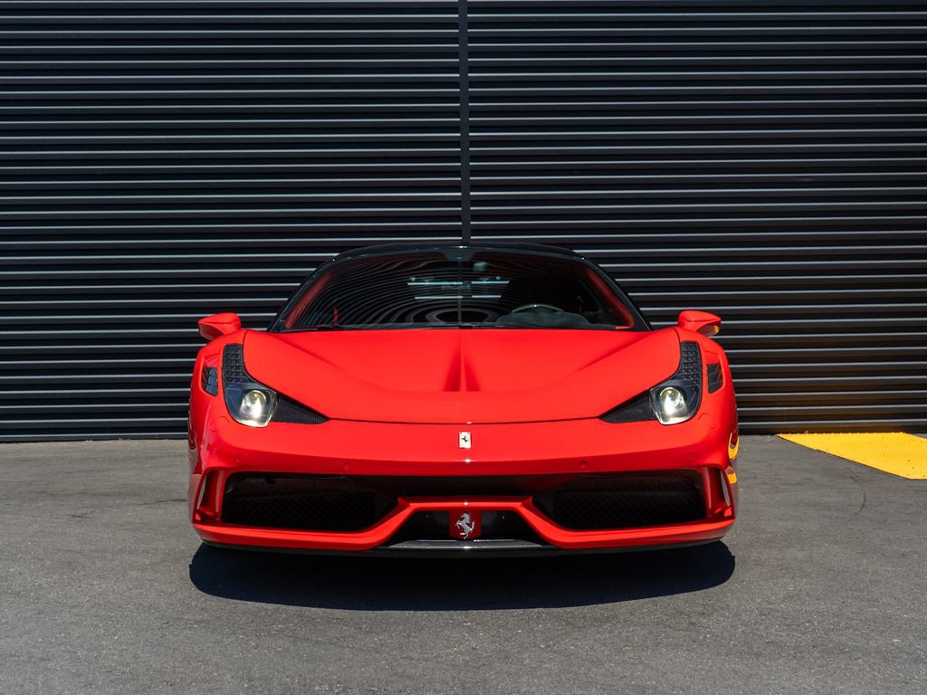 Used 2015 Ferrari 458 Speciale Coupe RWD image 6