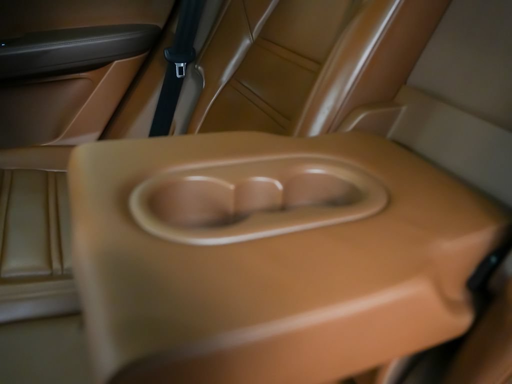 Certified 2022 Porsche Cayenne E-Hybrid AWD/4WD image 18