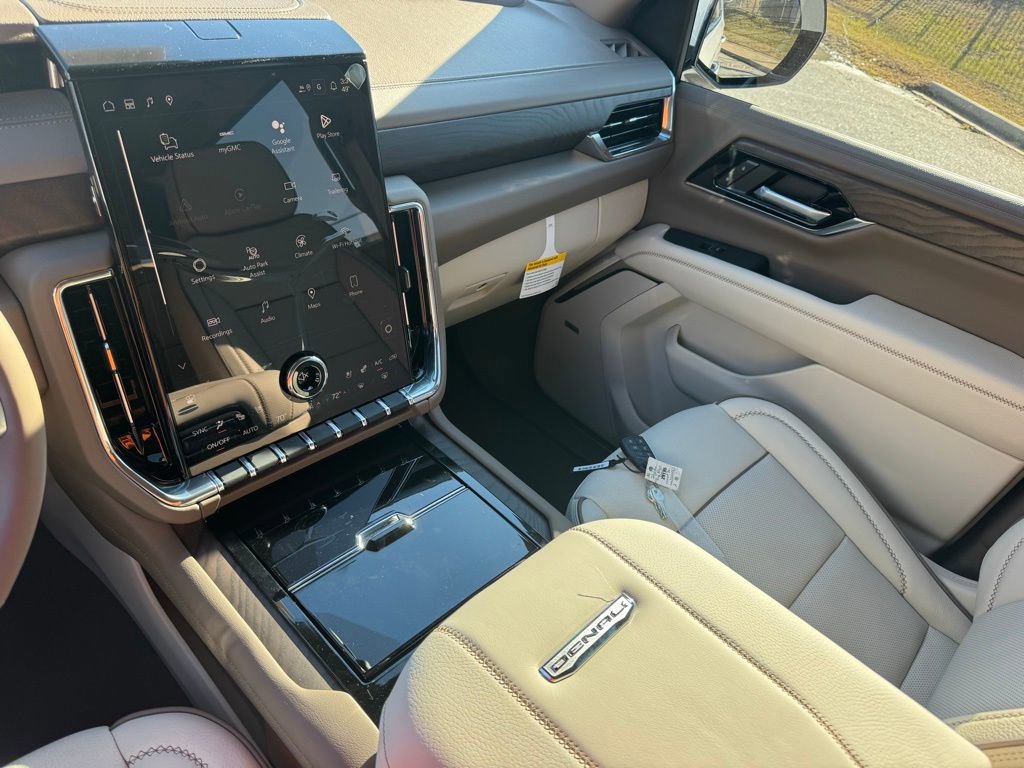 New 2026 GMC Yukon Denali w/ Denali Reserve Package image 32