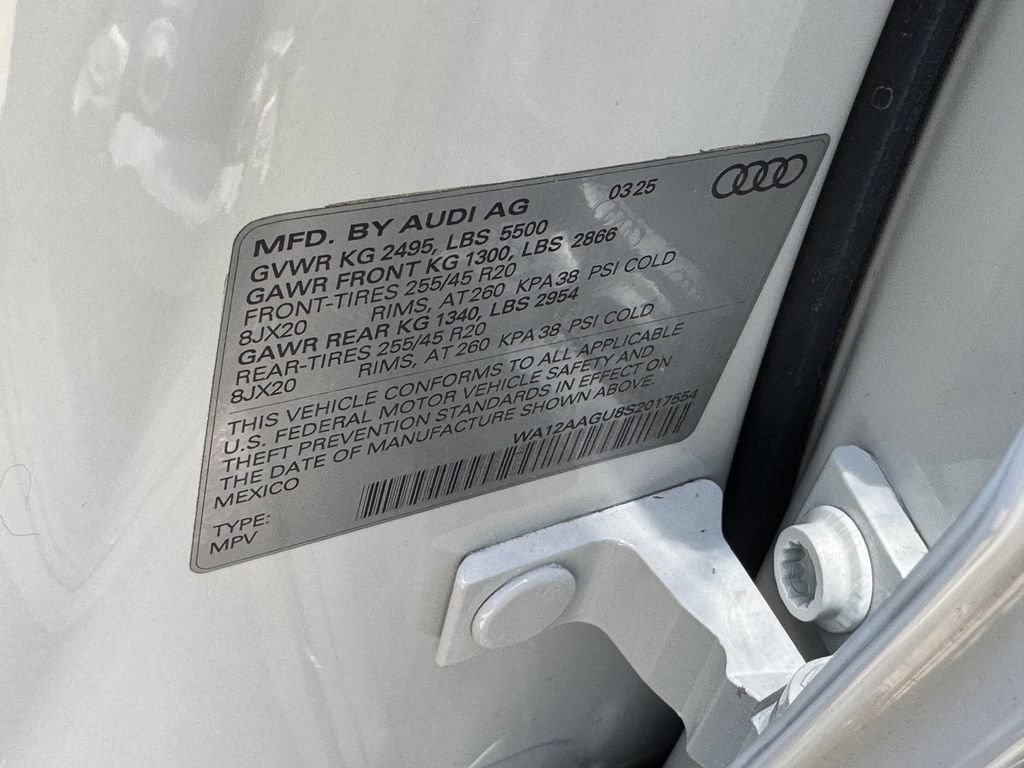 Used 2025 Audi Q5 Premium Plus w/ Premium Plus AWD/4WD image 38