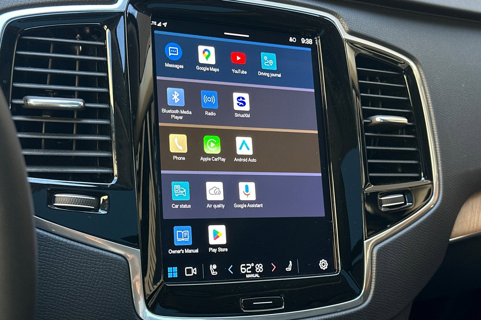 Used 2023 Volvo XC90 T8 Plus w/ Protection Package Premier image 21