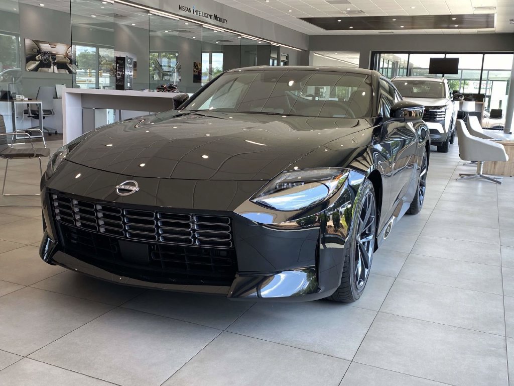 New 2026 Nissan Z Performance w/ Floor Mat Package RWD image 3