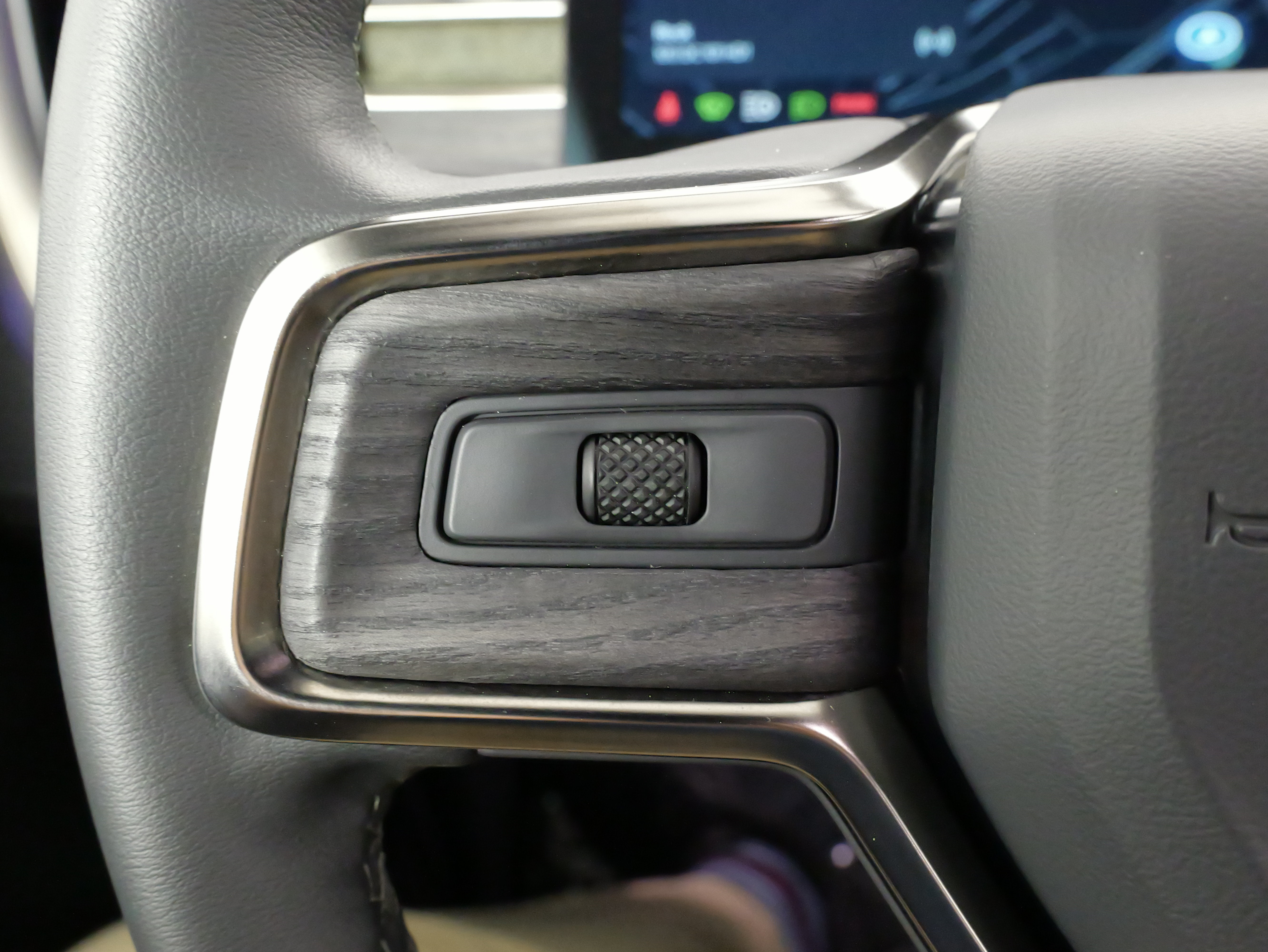Used 2023 Rivian R1S Adventure AWD/4WD image 44
