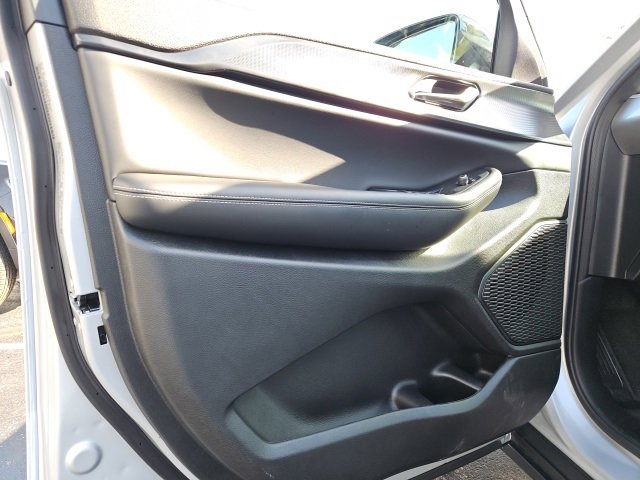 New 2025 Jeep Grand Cherokee Altitude image 25