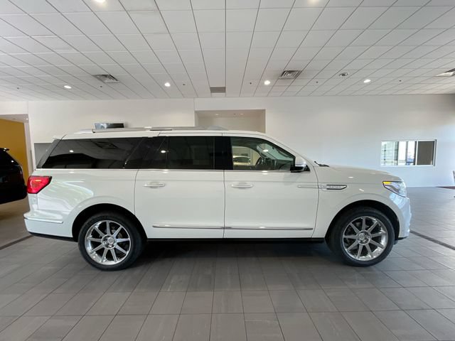 Used 2020 Lincoln Navigator L Reserve w/ Equipment Group 208A Reserve AWD/4WD image 6