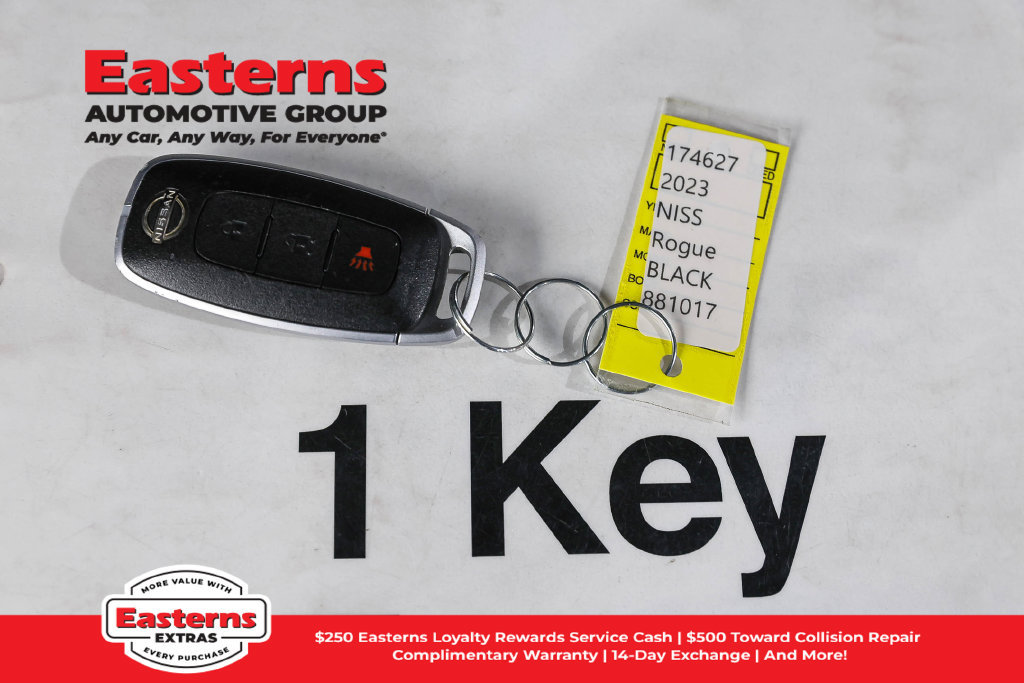 Used 2023 Nissan Rogue S AWD/4WD image 25