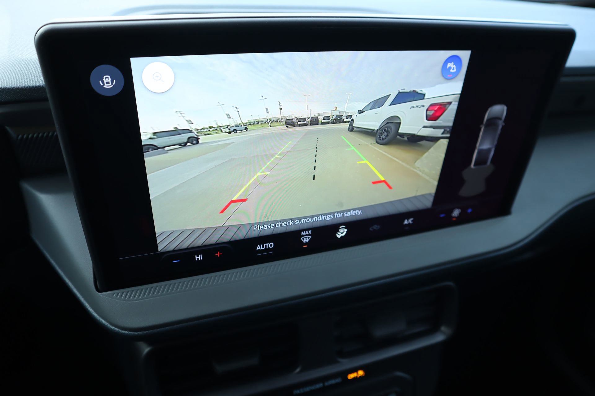 New 2026 Ford Maverick XL image 7