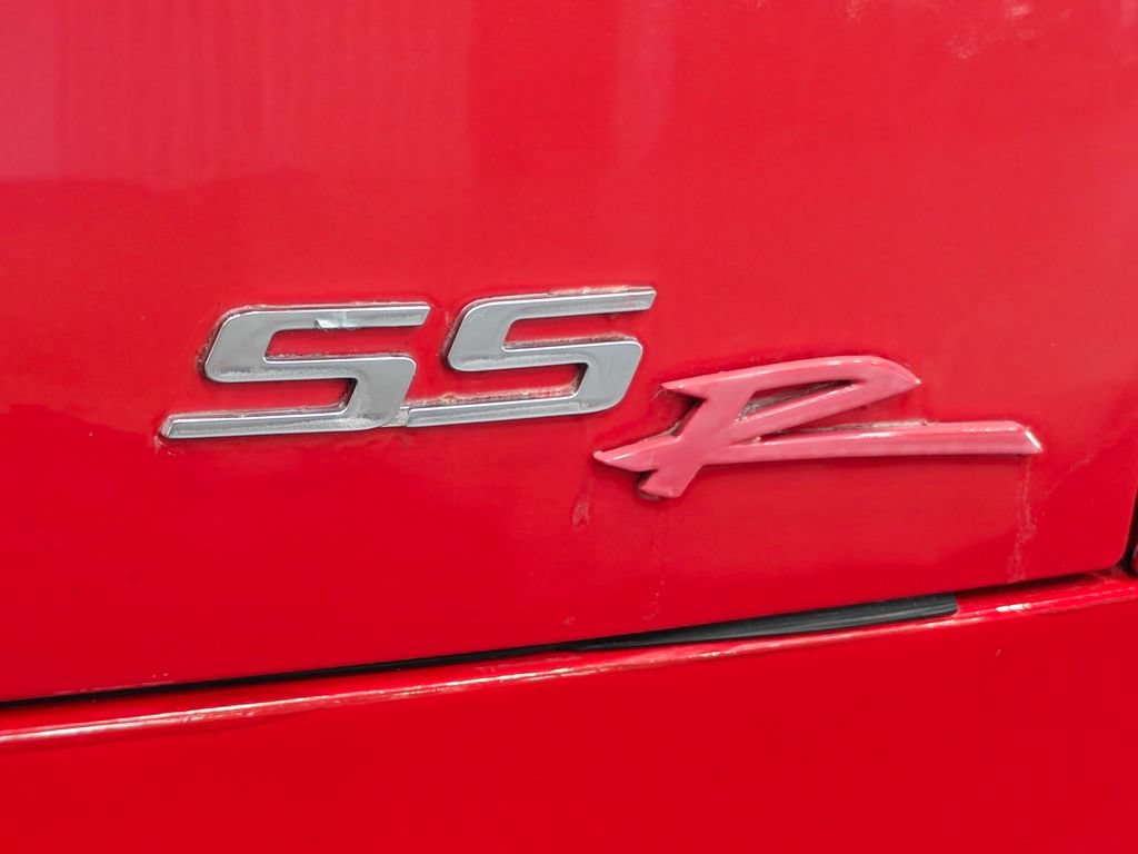 Used 2005 Chevrolet SSR w/ Preferred Equipment Group RWD image 30