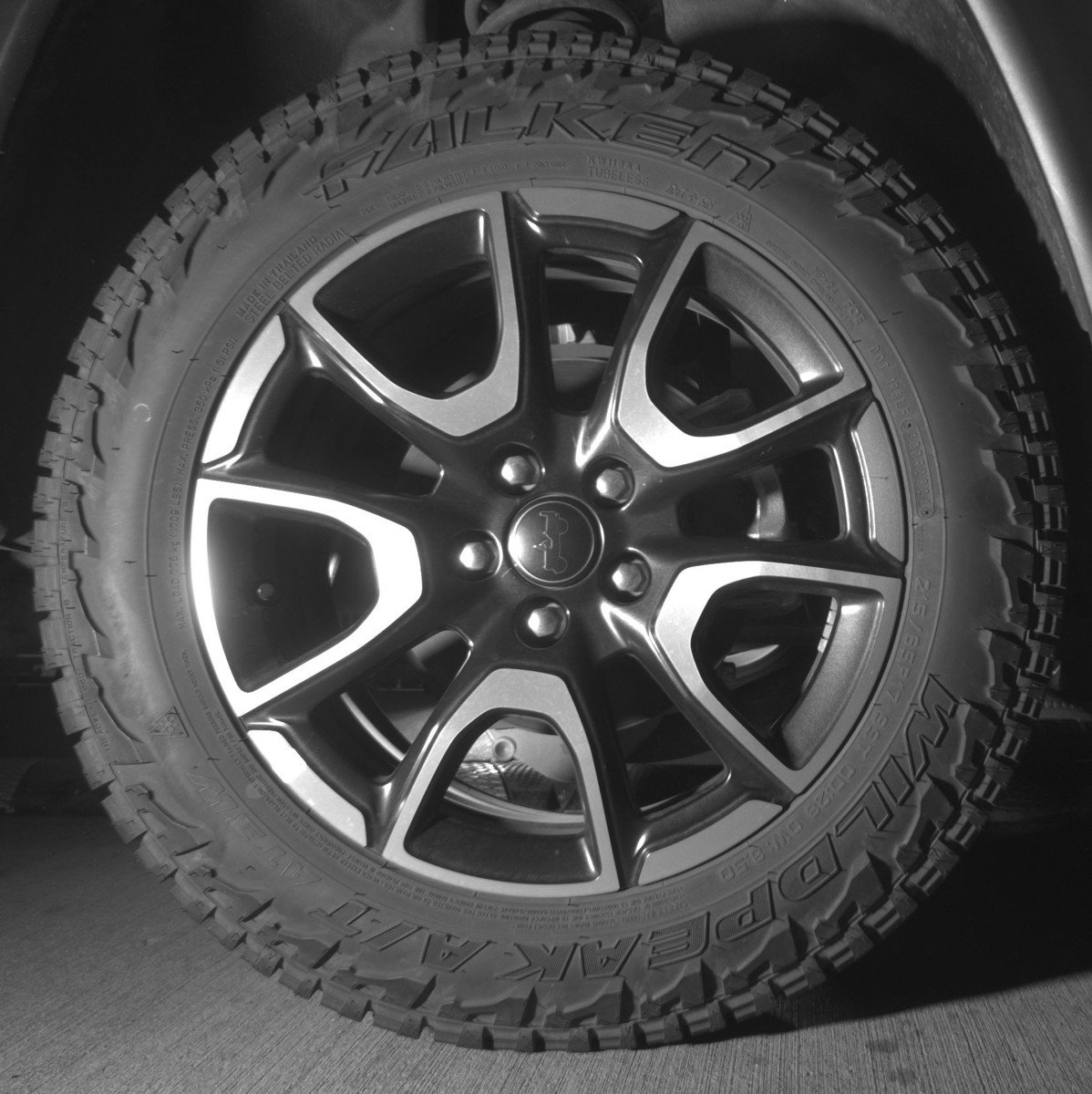 Used 2025 Jeep Compass Trailhawk image 15