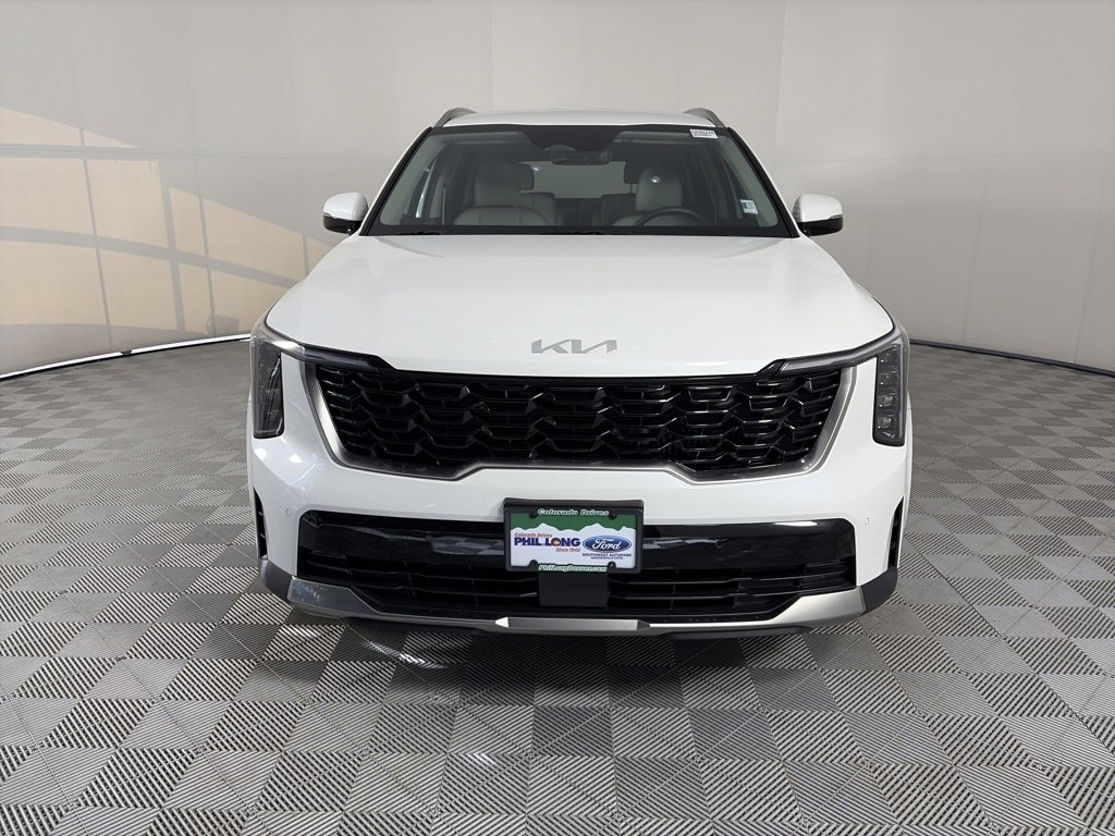 Used 2025 Kia Sorento EX image 2