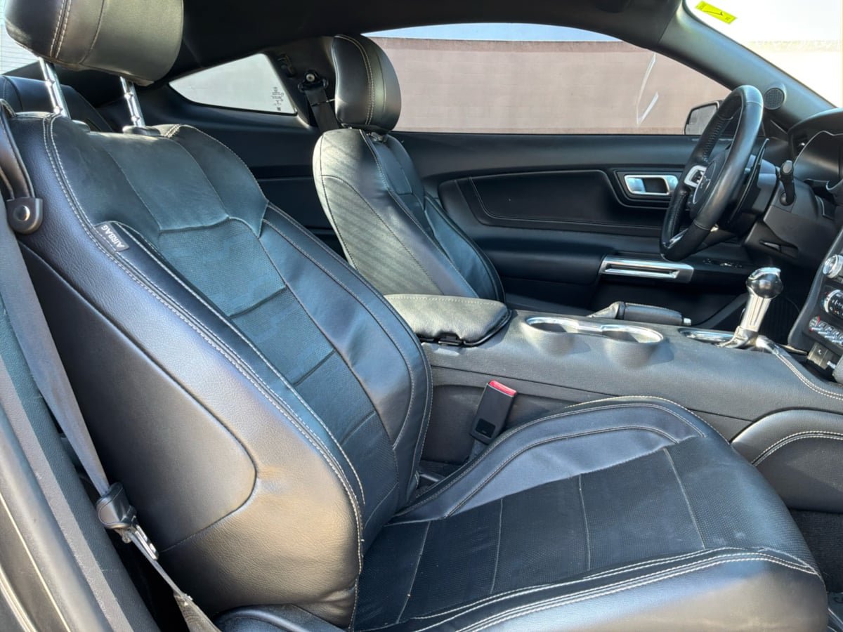 Used 2018 Ford Mustang GT Premium w/ GT Performance Package RWD image 21