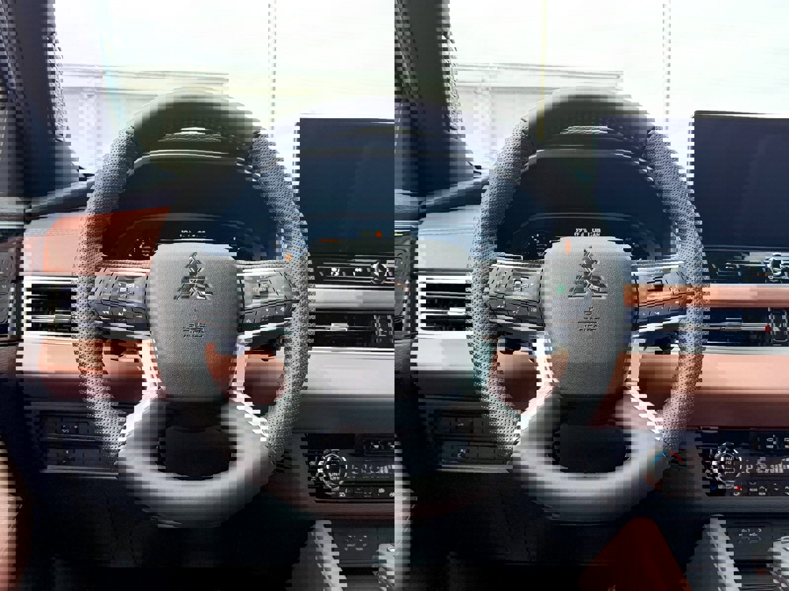 New 2025 Mitsubishi Outlander SEL image 27