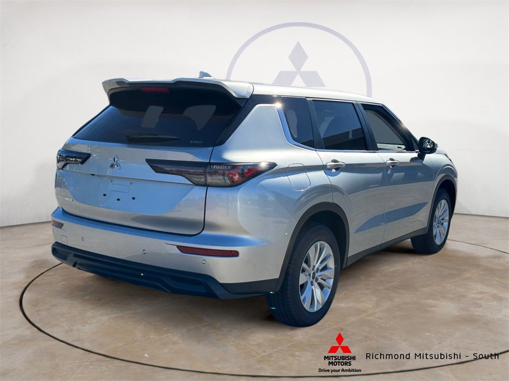 New 2025 Mitsubishi Outlander ES video 3