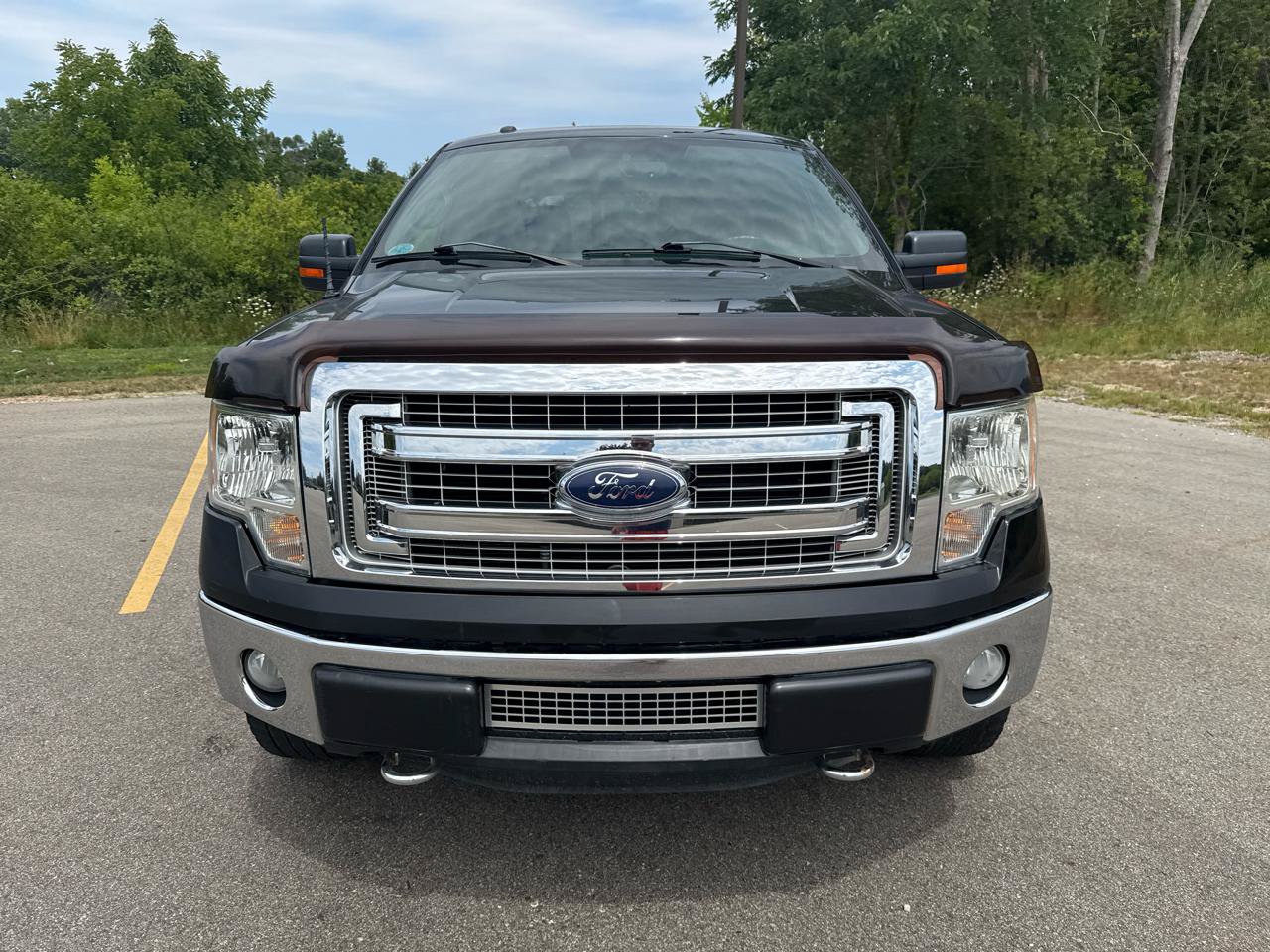 Used 2013 Ford F150 XLT w/ Luxury Equipment Group AWD/4WD image 2