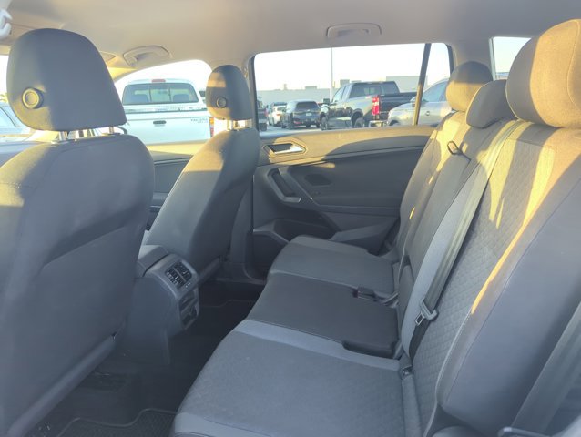 Used 2020 Volkswagen Tiguan S image 17