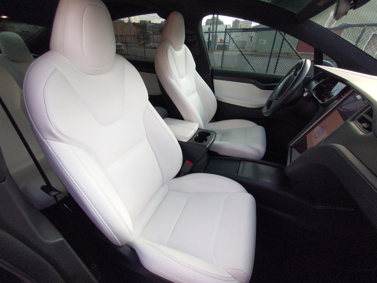 Used 2020 Tesla Model X Performance image 52