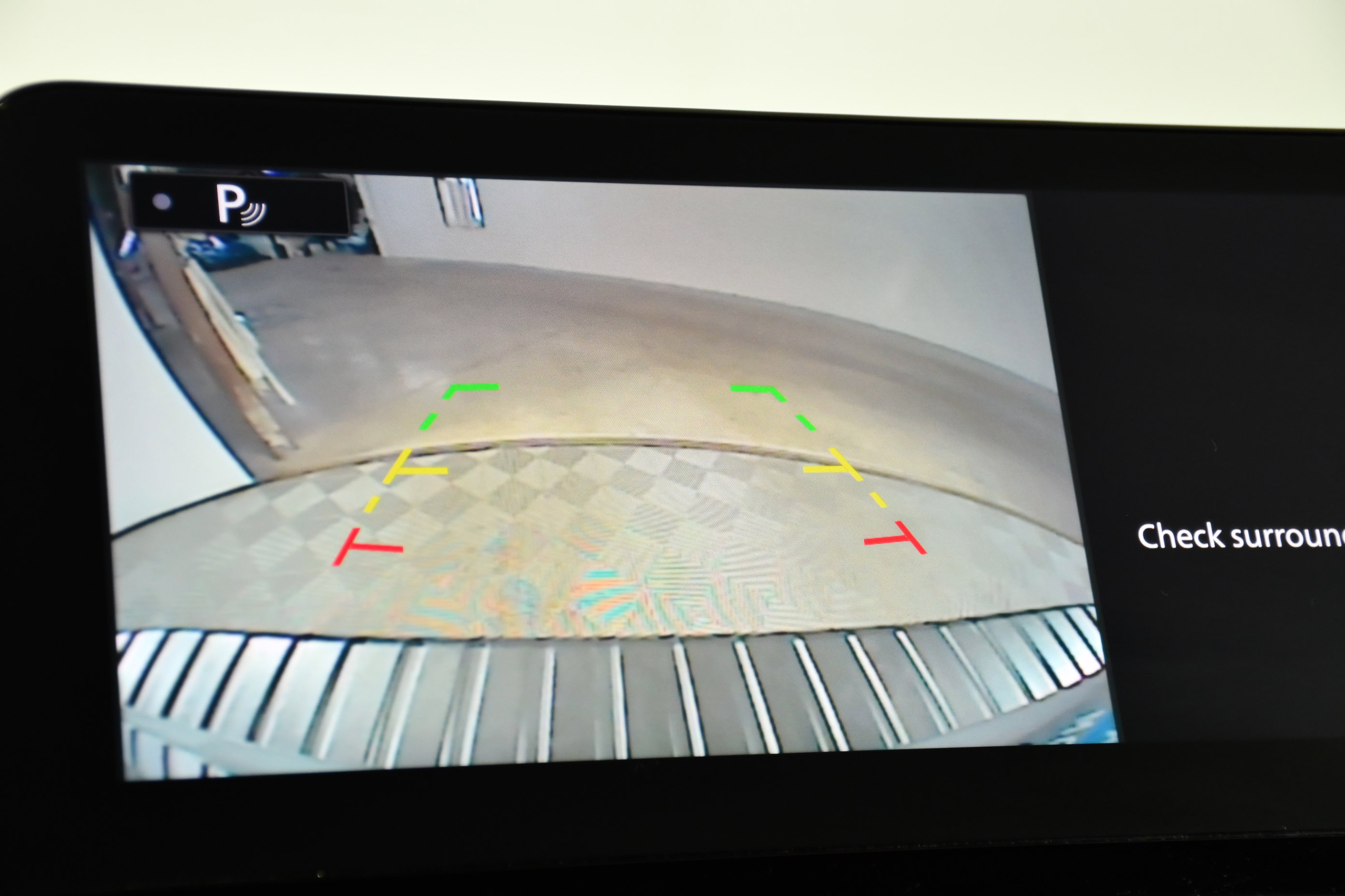 Used 2024 Nissan Armada SV image 28