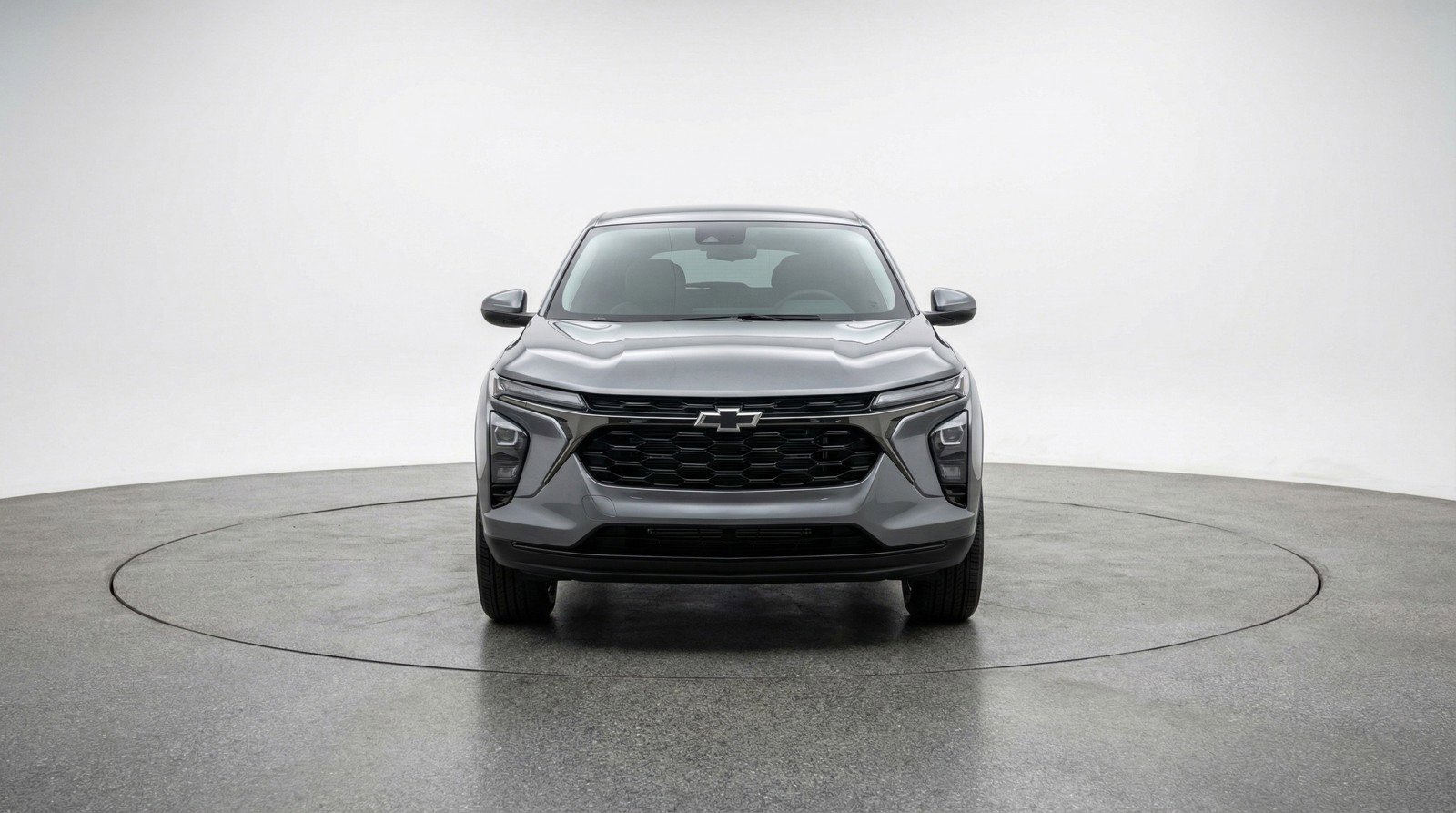 Used 2025 Chevrolet Trax LT image 2