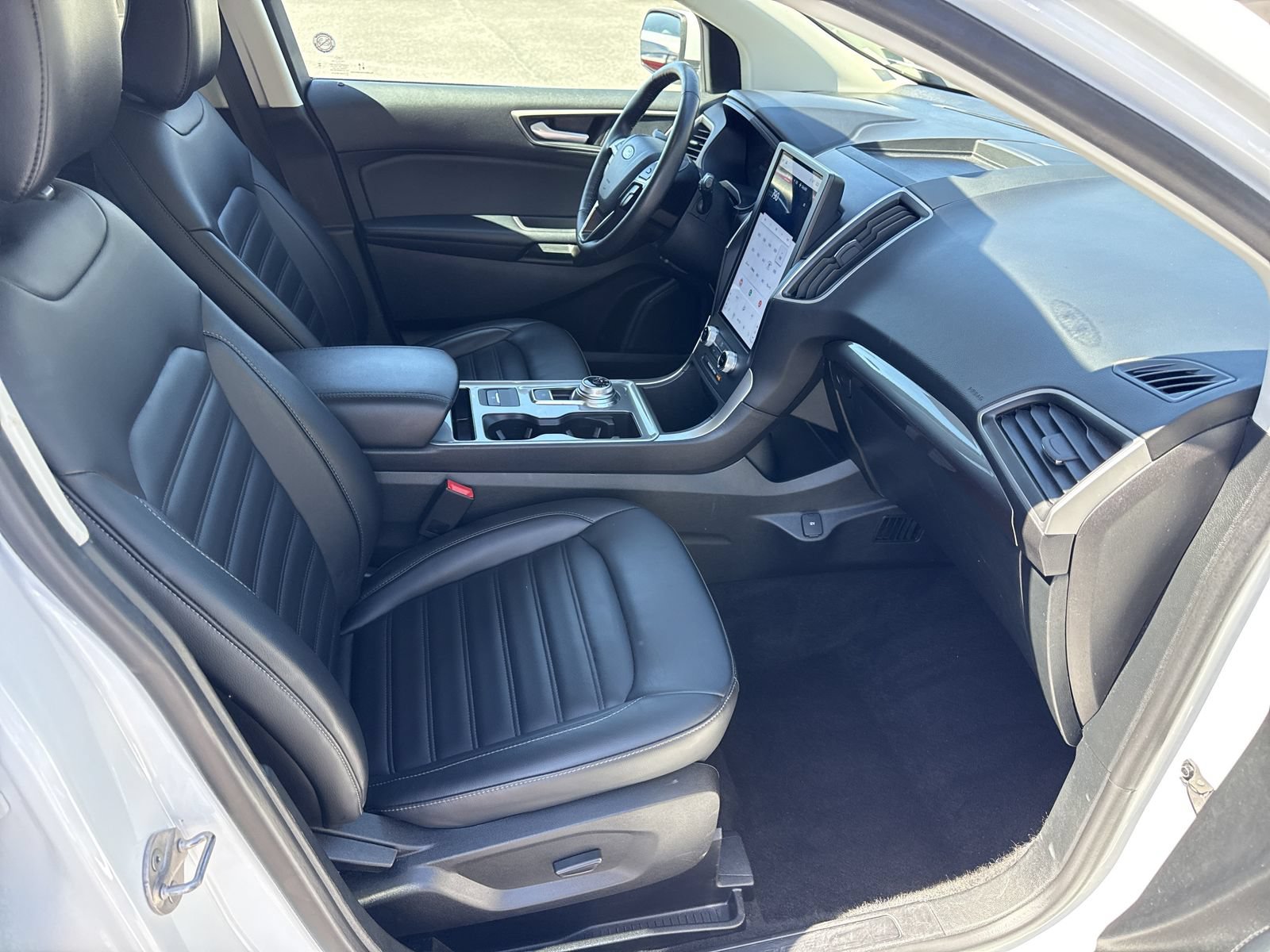 Used 2024 Ford Edge SEL AWD/4WD image 31