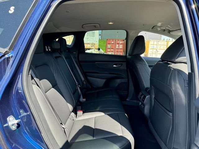 Certified 2025 Nissan Murano SV AWD/4WD image 5