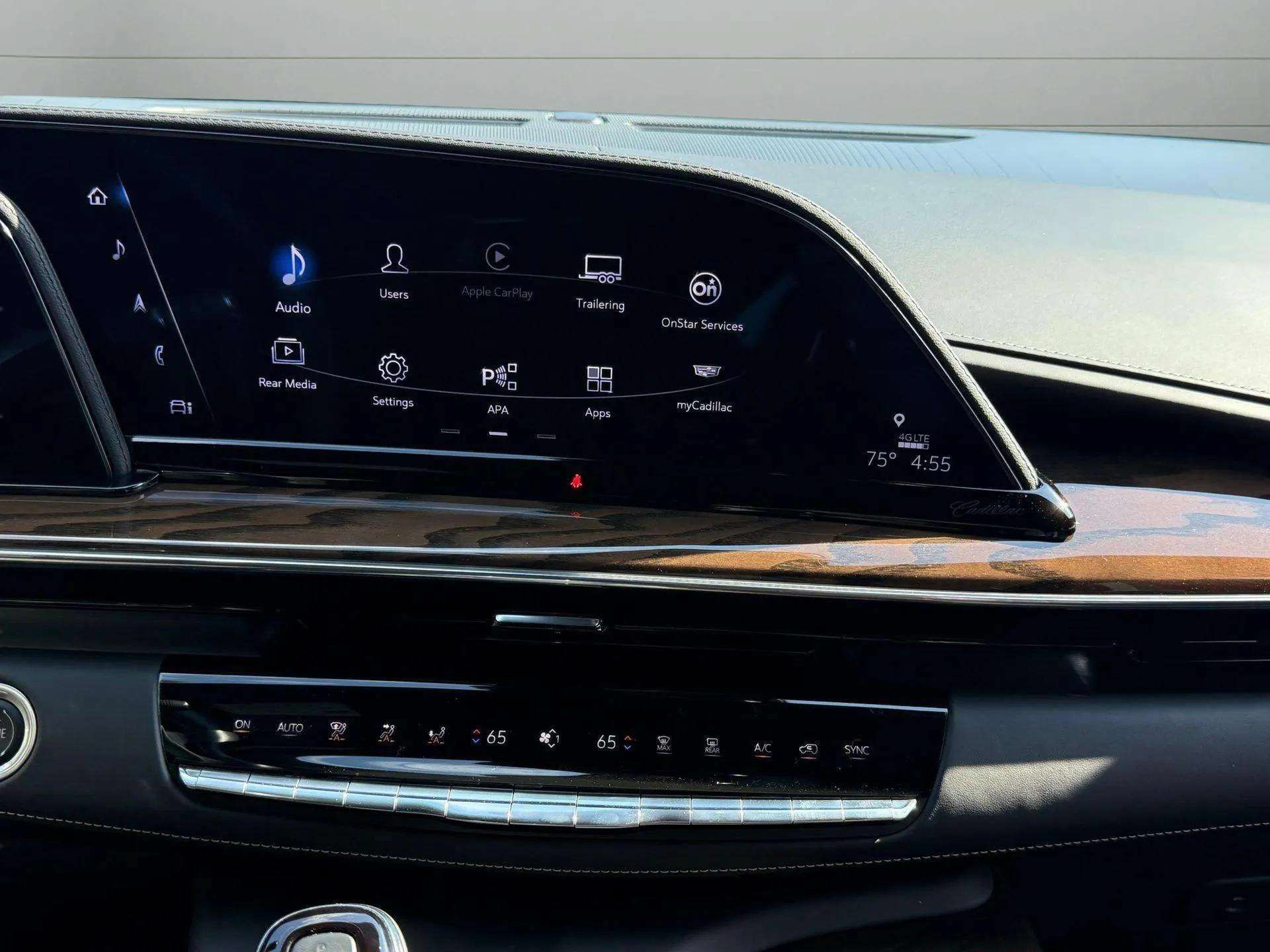 Used 2023 Cadillac Escalade Sport Platinum RWD image 43