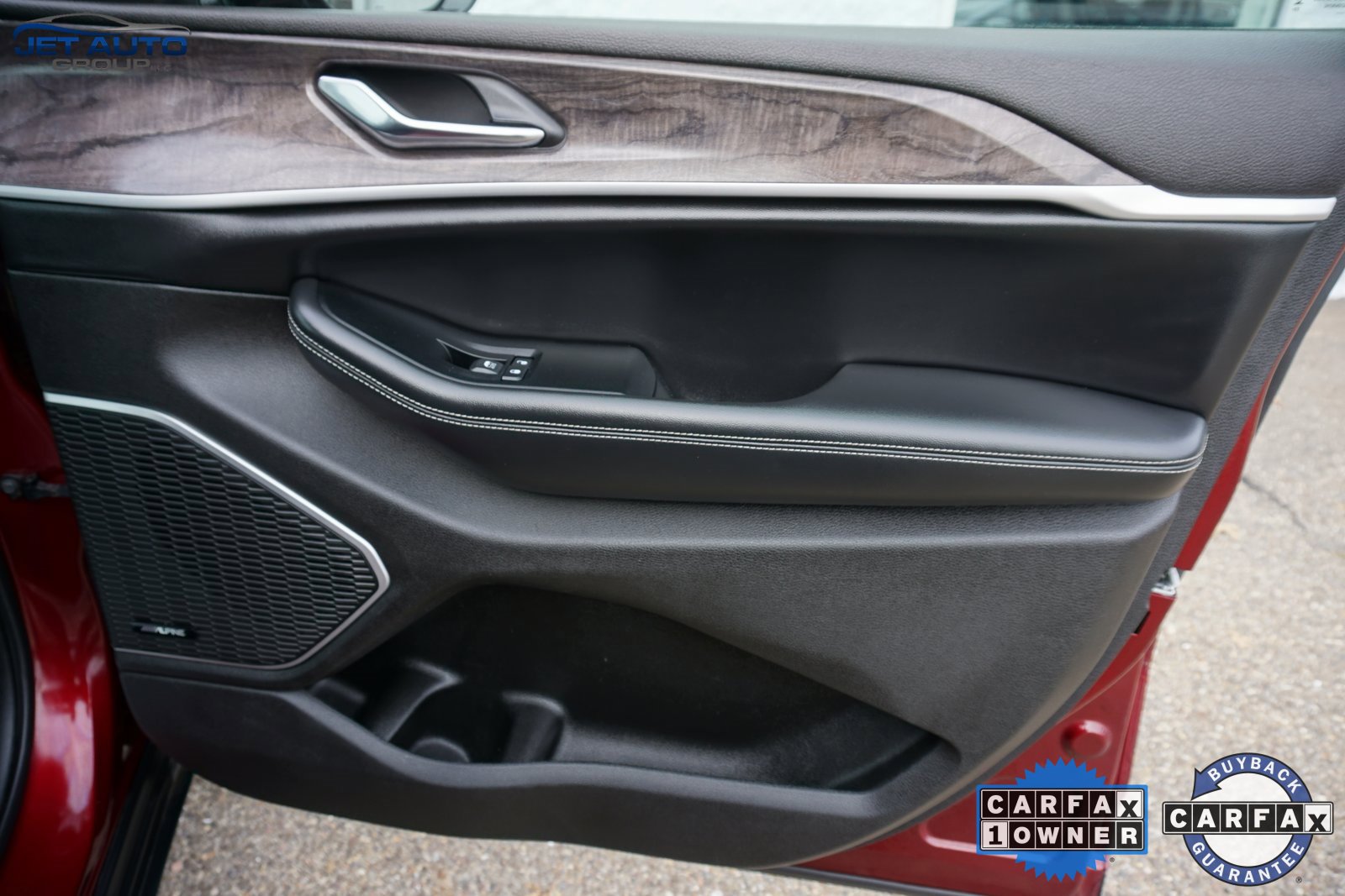 Used 2024 Jeep Grand Cherokee Limited 4xe image 24