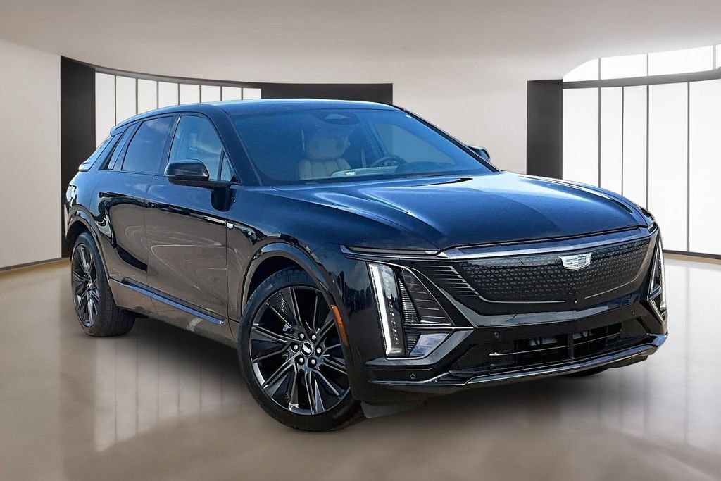 New 2026 Cadillac Lyriq Signature Sport w/ Nappa Leather Package AWD/4WD image 2