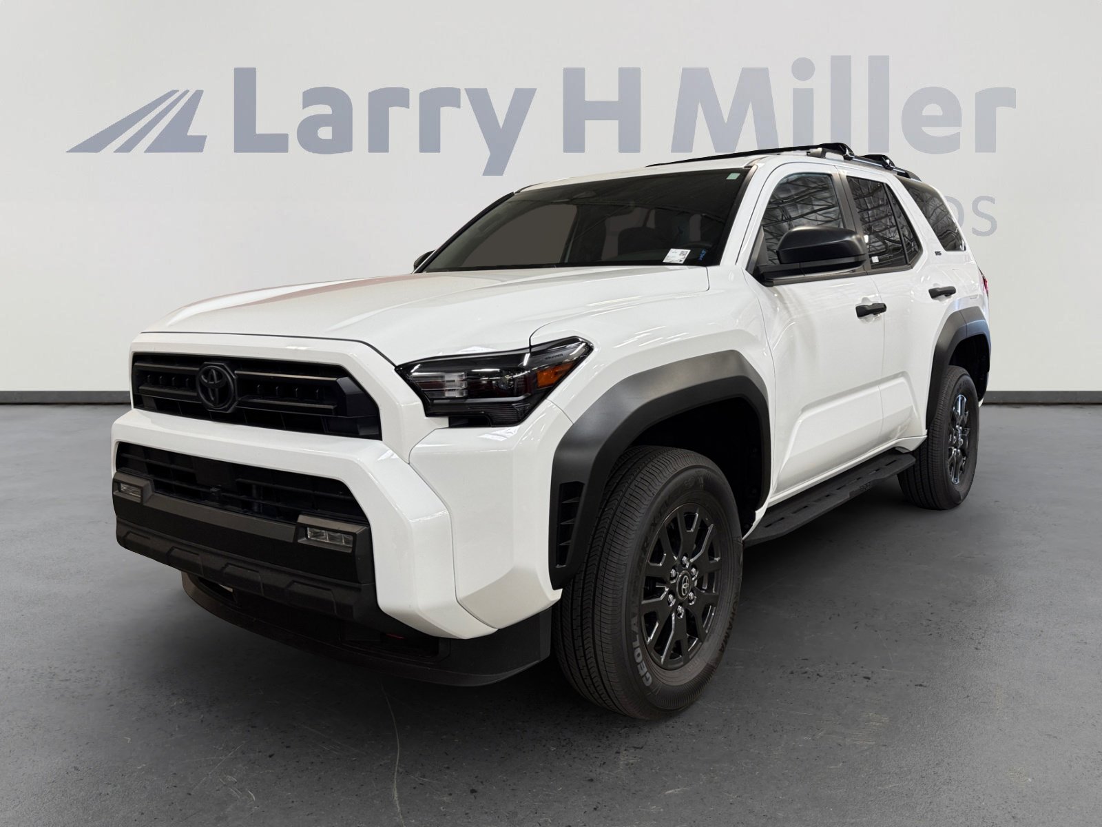 Certified 2025 Toyota 4Runner SR5 AWD/4WD image 1