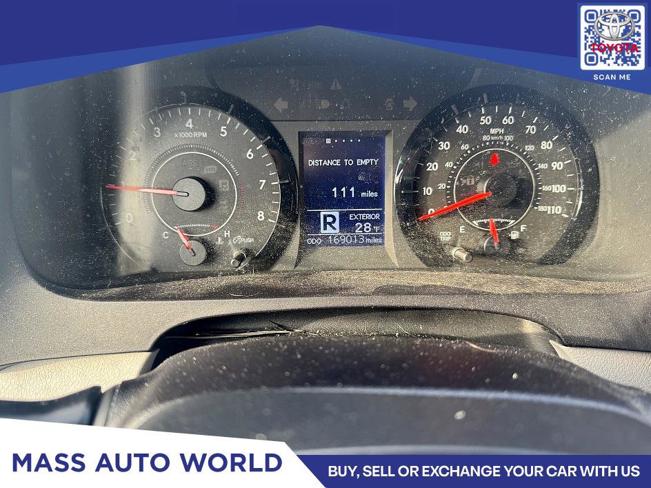 Used 2015 Toyota Sienna LE image 10