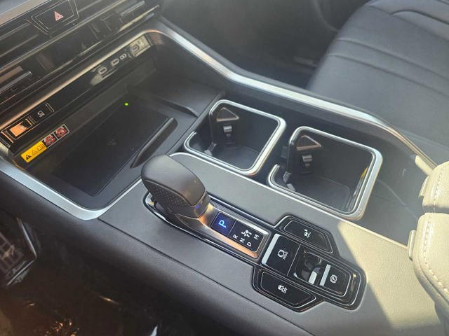 Certified 2025 Lexus TX 500h AWD w/ Technology Package image 32
