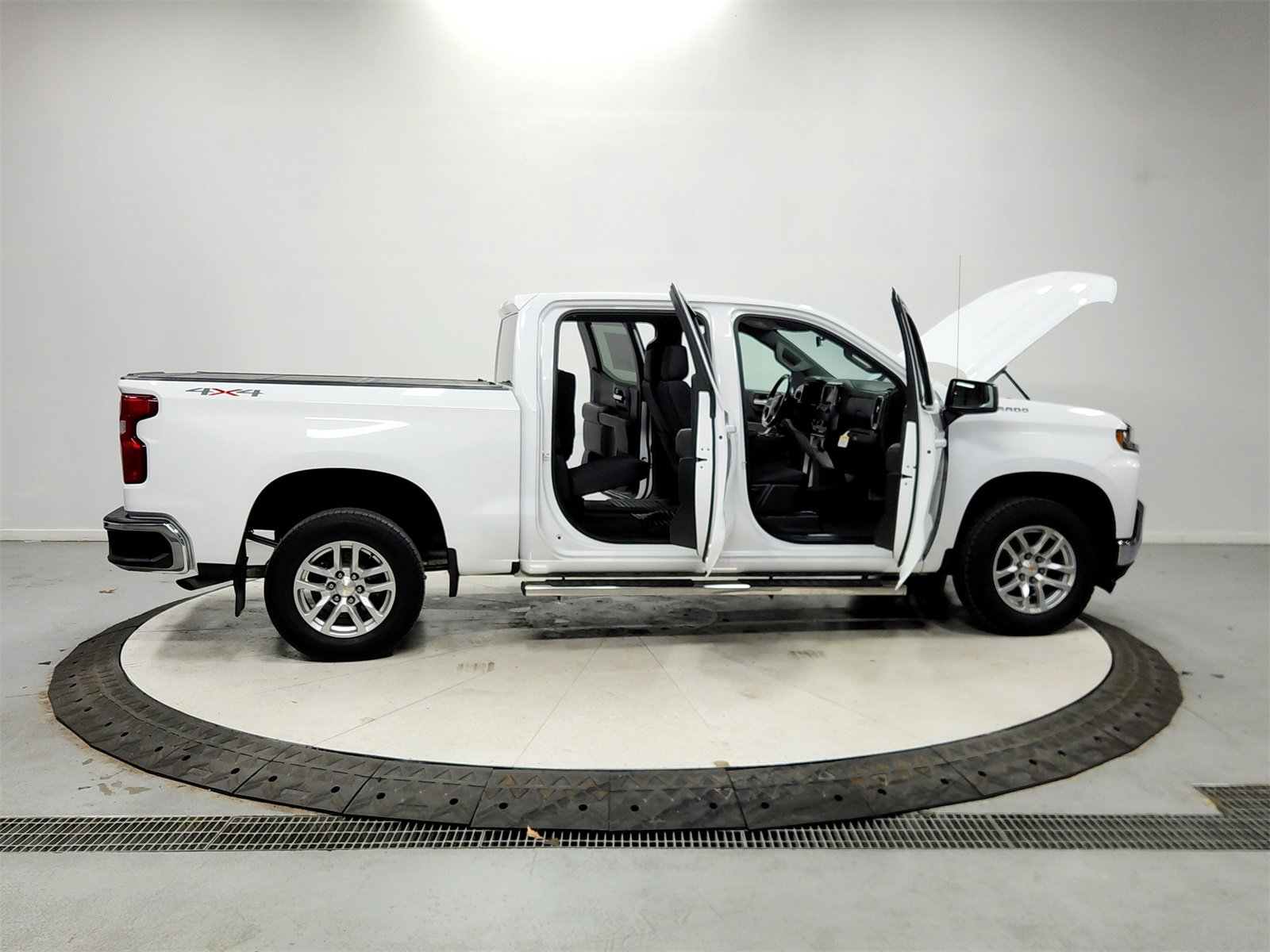 Used 2021 Chevrolet Silverado 1500 LT image 16