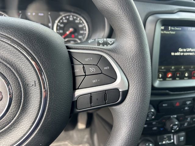 Used 2023 Jeep Renegade Latitude AWD/4WD image 21