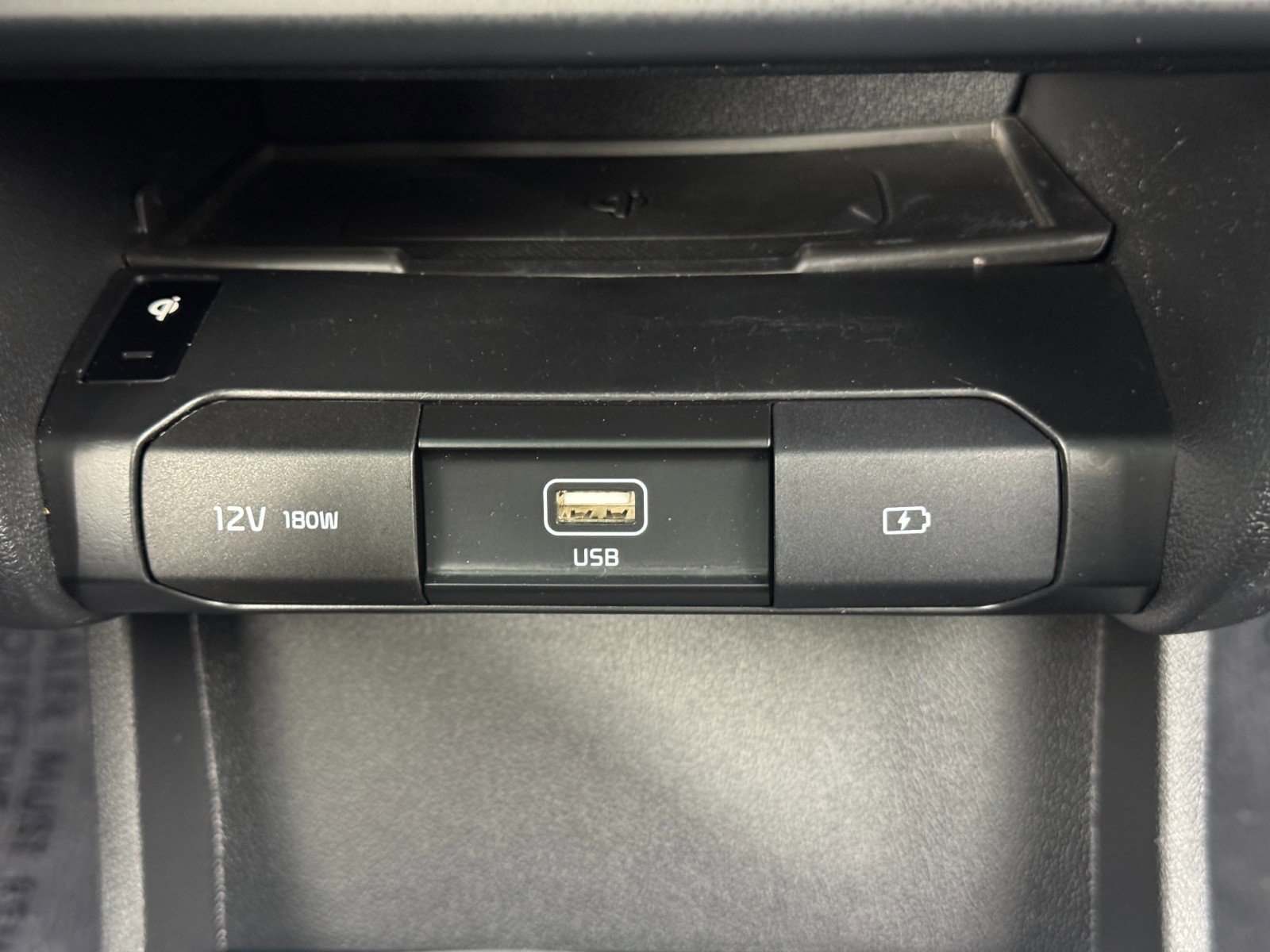 Used 2020 Kia Niro EX Premium w/ Cold Weather Package image 28