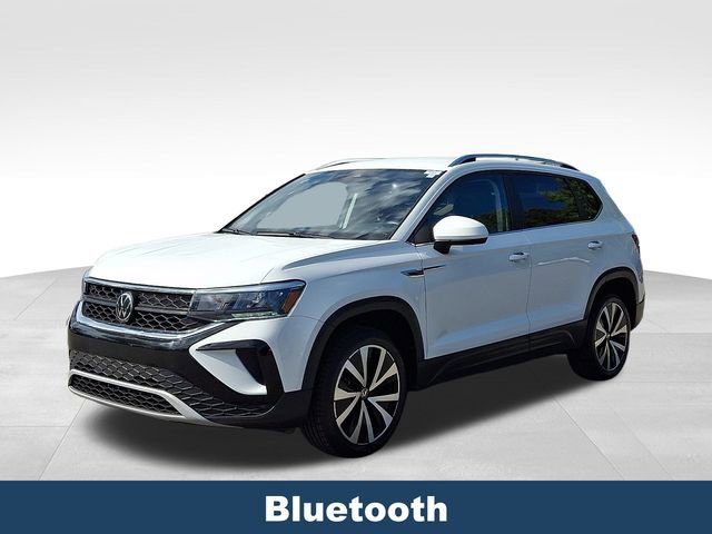 Used 2024 Volkswagen Taos SE FWD image 4