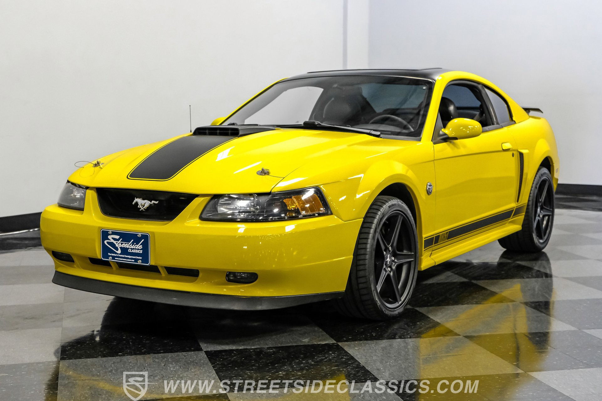 Used 2003 Ford Mustang Mach 1 RWD image 18